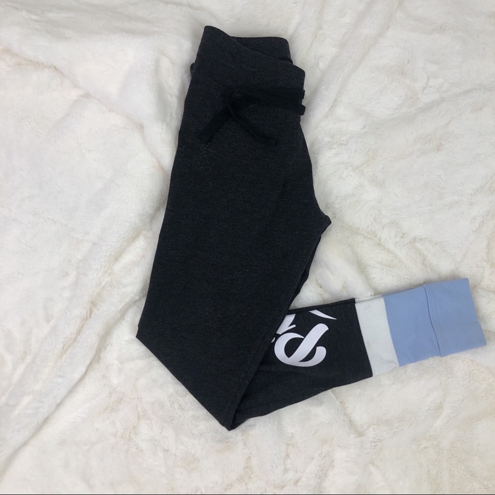 Victoria Secret Pink color block leggings